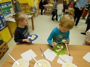 Odpolední zdravá svačinka s rodiči